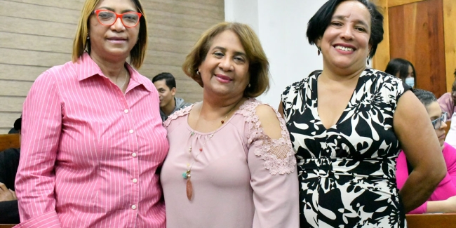 Yolys Madera, Oliva Luna, Ingrid Fabián.