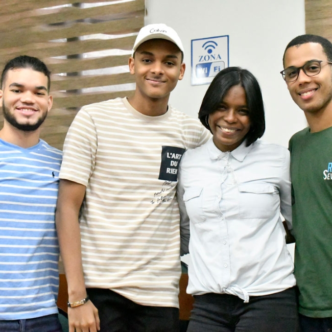 Oscar Alonso, Rafael Frías, Ana Almonte, David Sánchez.