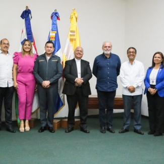 Policia nacional y UCSD firman convenio para elevar la educacion de los agentes5