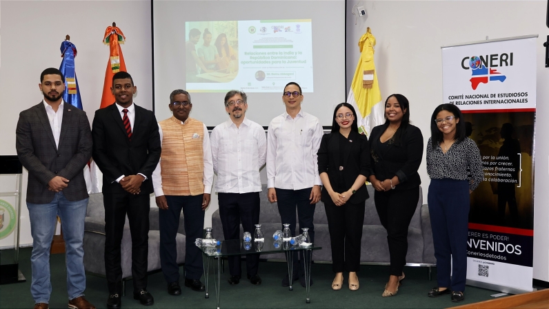 Portada - NP UCSD analiza oportunidades de cooperación bilateral junto a embajada de la India