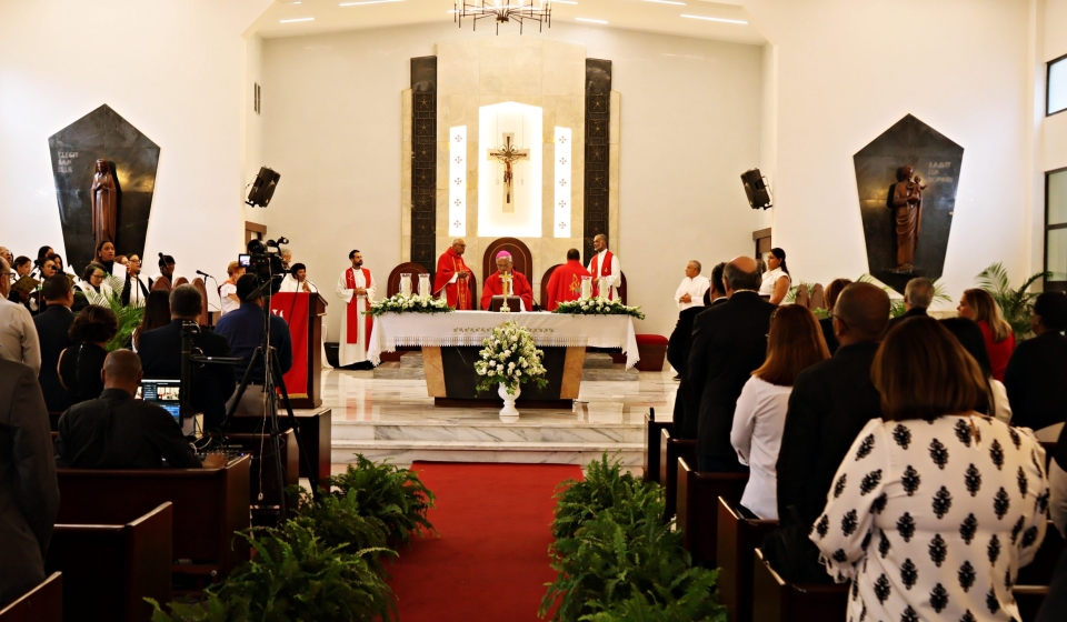 PORTADA UCSD realiza Eucaristía memorial del sacerdote Ramón Alonso Beato, exrector.
